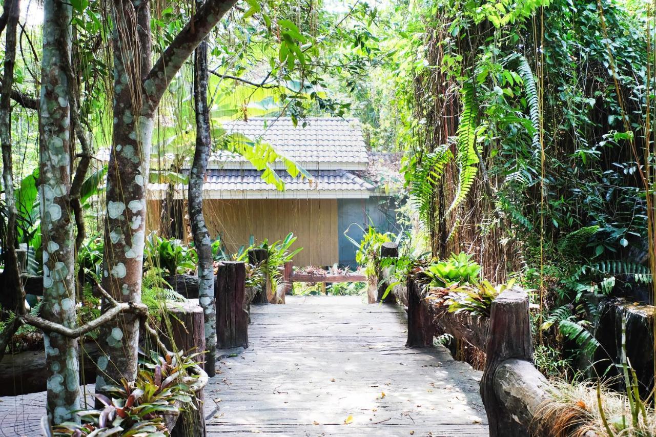 OYO 604 Ruen Mai Horm Resort Trang Exterior foto
